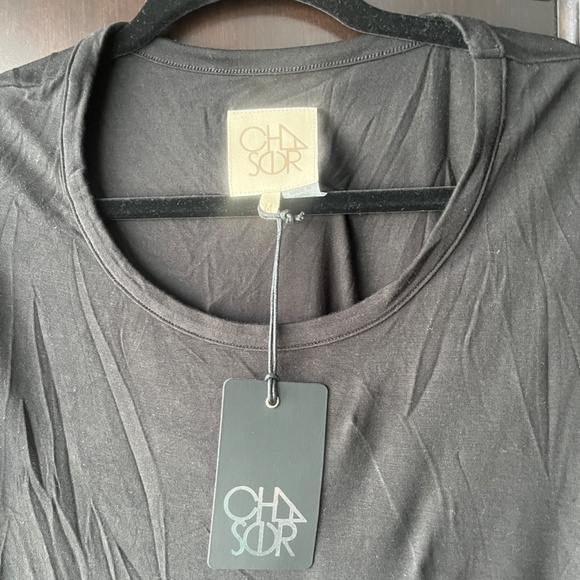 NWT Chaser Flouncy Sleeve Hi-Lo Tee, True Black, Medium - Picture 3 of 4